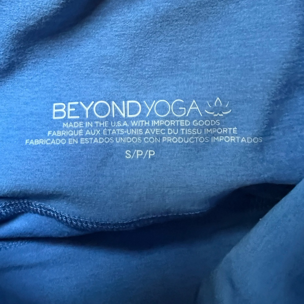 Beyond Yoga Kids Blue Leggings with White Accents - Picture 3 of 4
